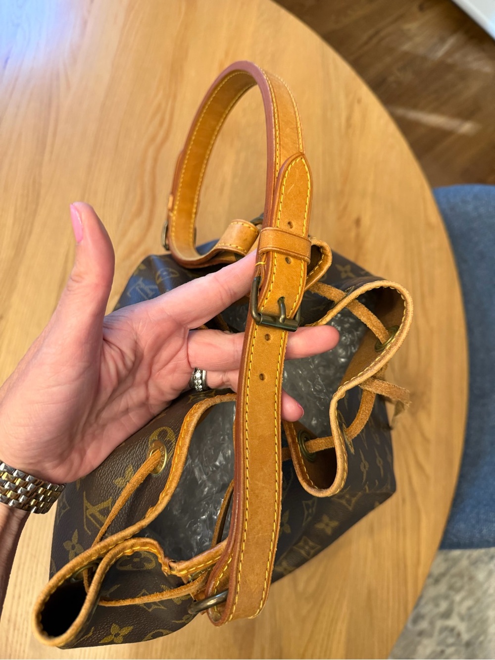 Authentic Vintage Louis Vuitton Noe Shoulder Bag - Picture 5 of 11
